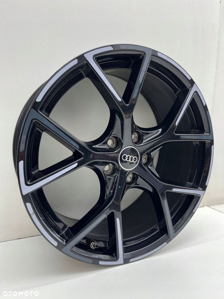 AUDI A3 8Y RS3 FELGA ALU RS 8.0J X19 ET46 8Y0601025CA - 2