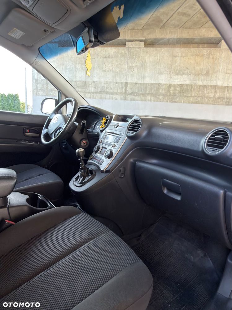 Kia Carens 2.0 CRDi Tour - 9