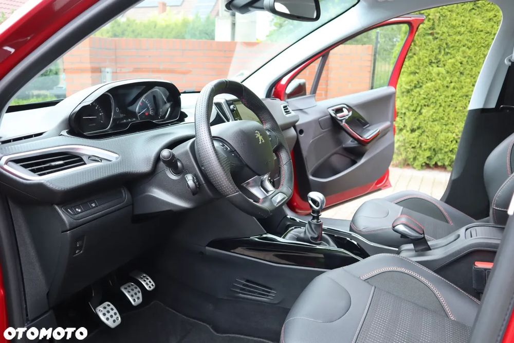 Peugeot 2008 - 10