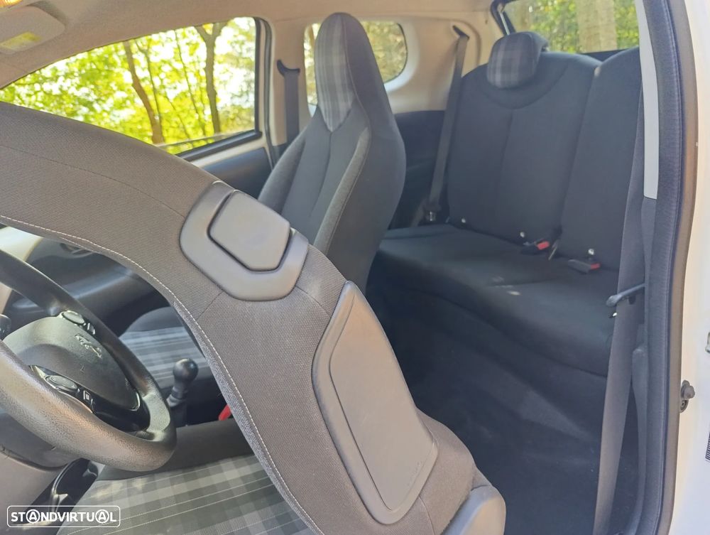 Peugeot 108 1.0 VTi Active - 11