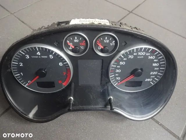 Licznik Audi A3 8P 1.6 8P0920900C - 1