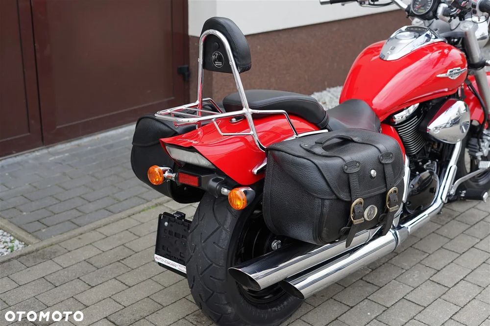 Suzuki Intruder - 6