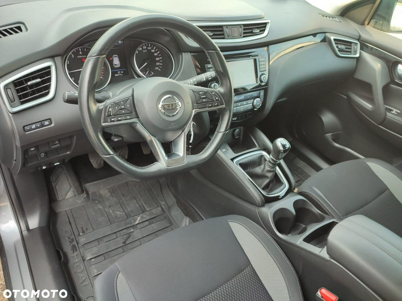 Nissan Qashqai - 15