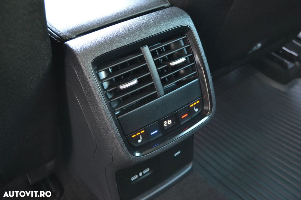 Skoda Octavia 2.0 TDI DSG Tour - 29