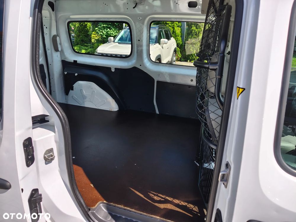 Renault KANGOO - 12