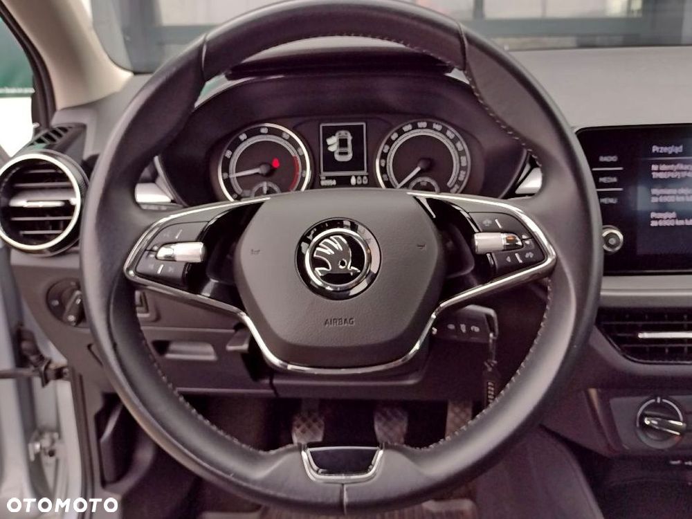 Skoda Fabia 1.0 TSI Ambition - 4