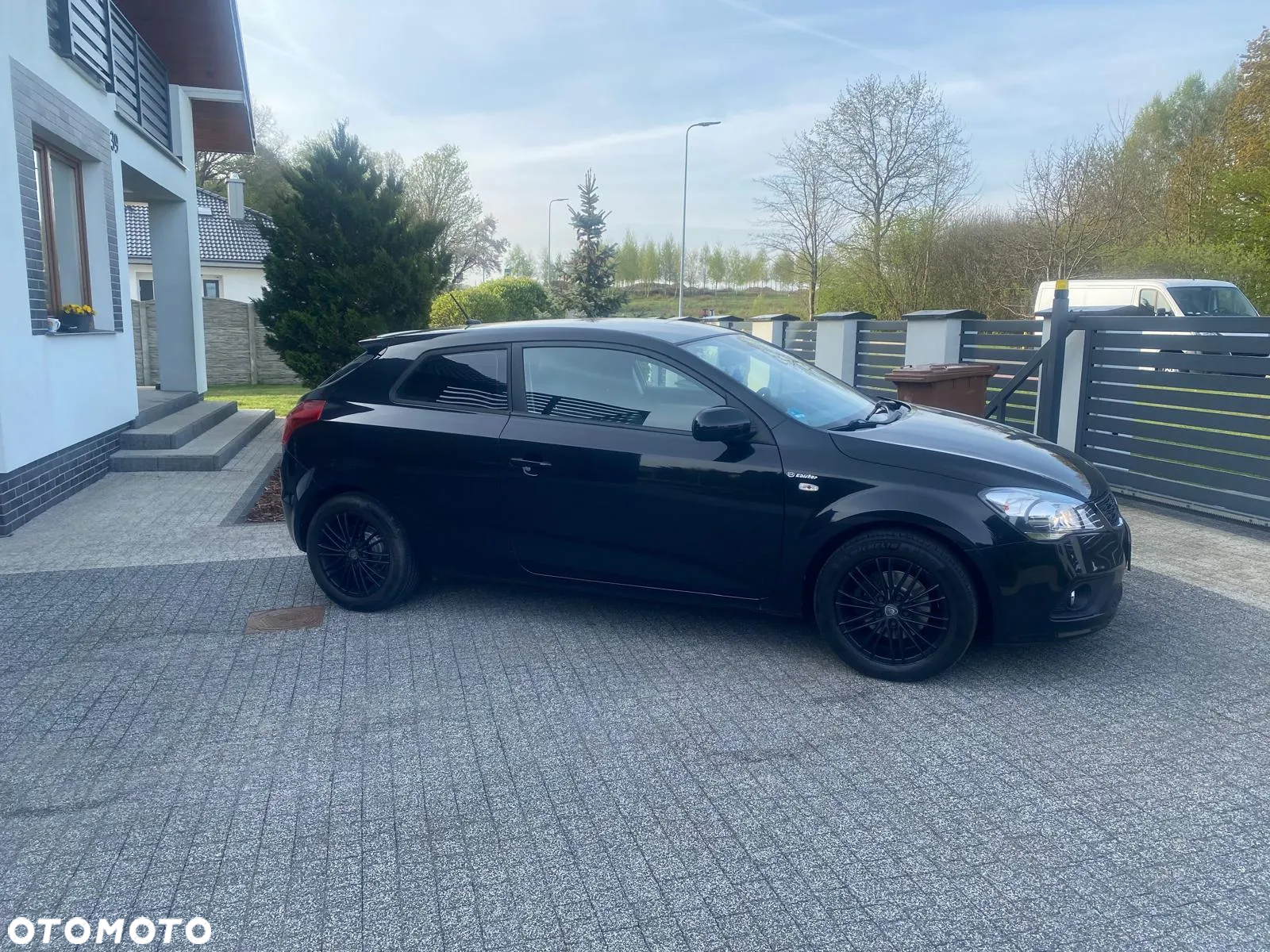 Kia ProCeed - 24