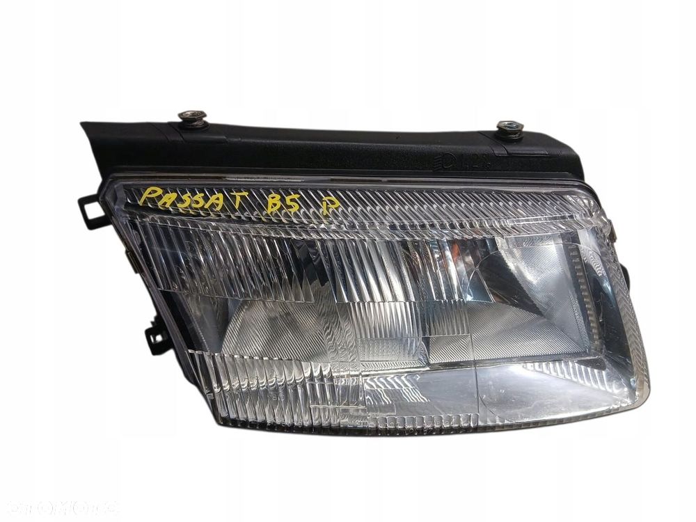 lampa prawa przednia przód vw passat b5 lampa prawy przód passat b5 - 1