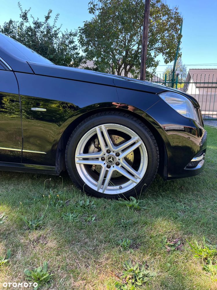 Mercedes-Benz Klasa E 250 CDI 4-Matic BlueEff Avantgarde - 11