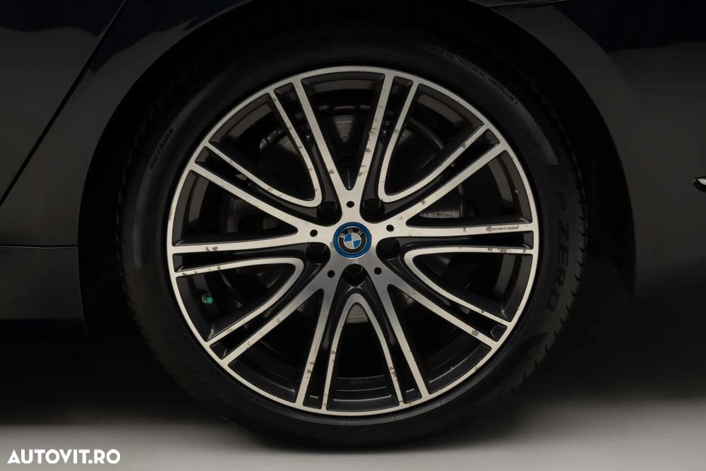 BMW 7 Series 2020 — imagine 13