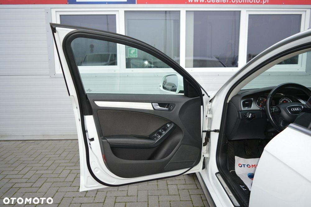 Audi A4 Allroad 2.0 TDI Quattro - 33