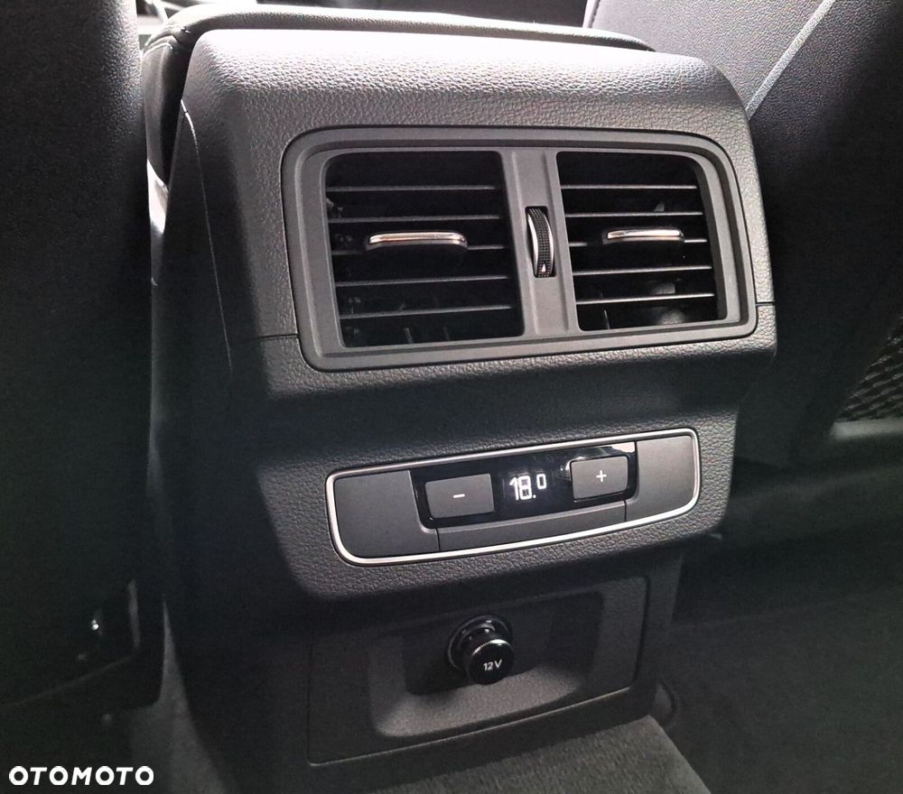 Audi Q5 Sportback - 22