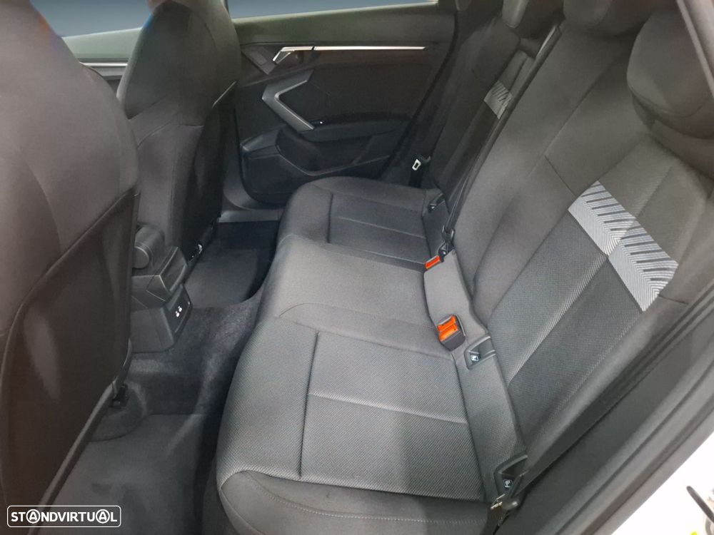 Audi A3 Sportback 30 TFSI Advanced S tronic - 14