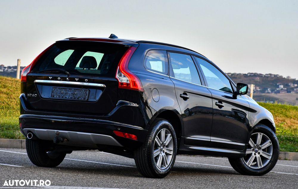 Volvo XC 60 D3 Geartronic Momentum - 4