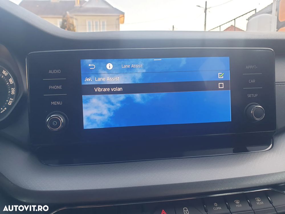 Skoda Octavia 2.0 TDI DSG Ambition - 27