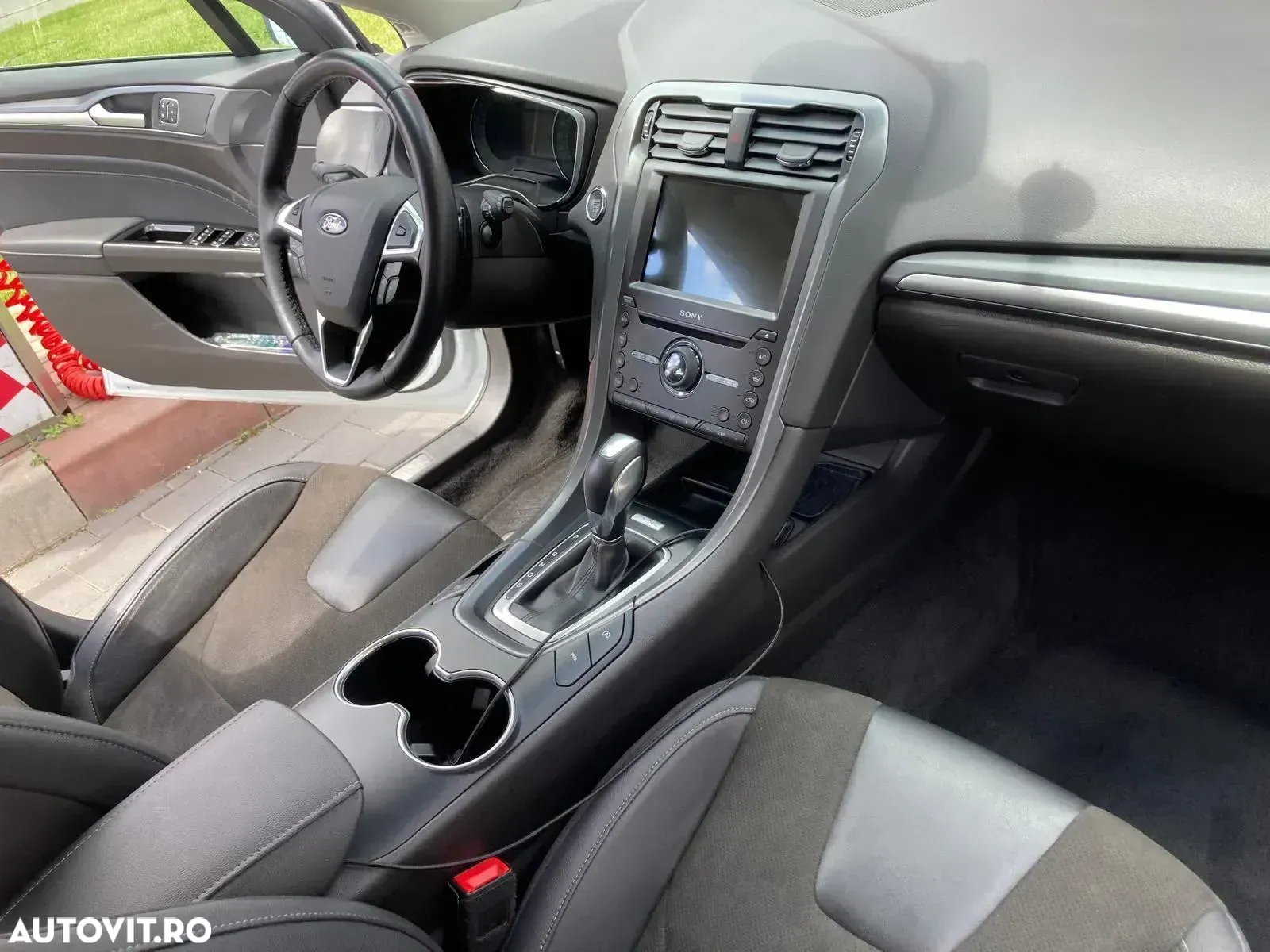 Ford Mondeo 2.0 TDCi PowerShift-Aut Allrad Business Edition - 27
