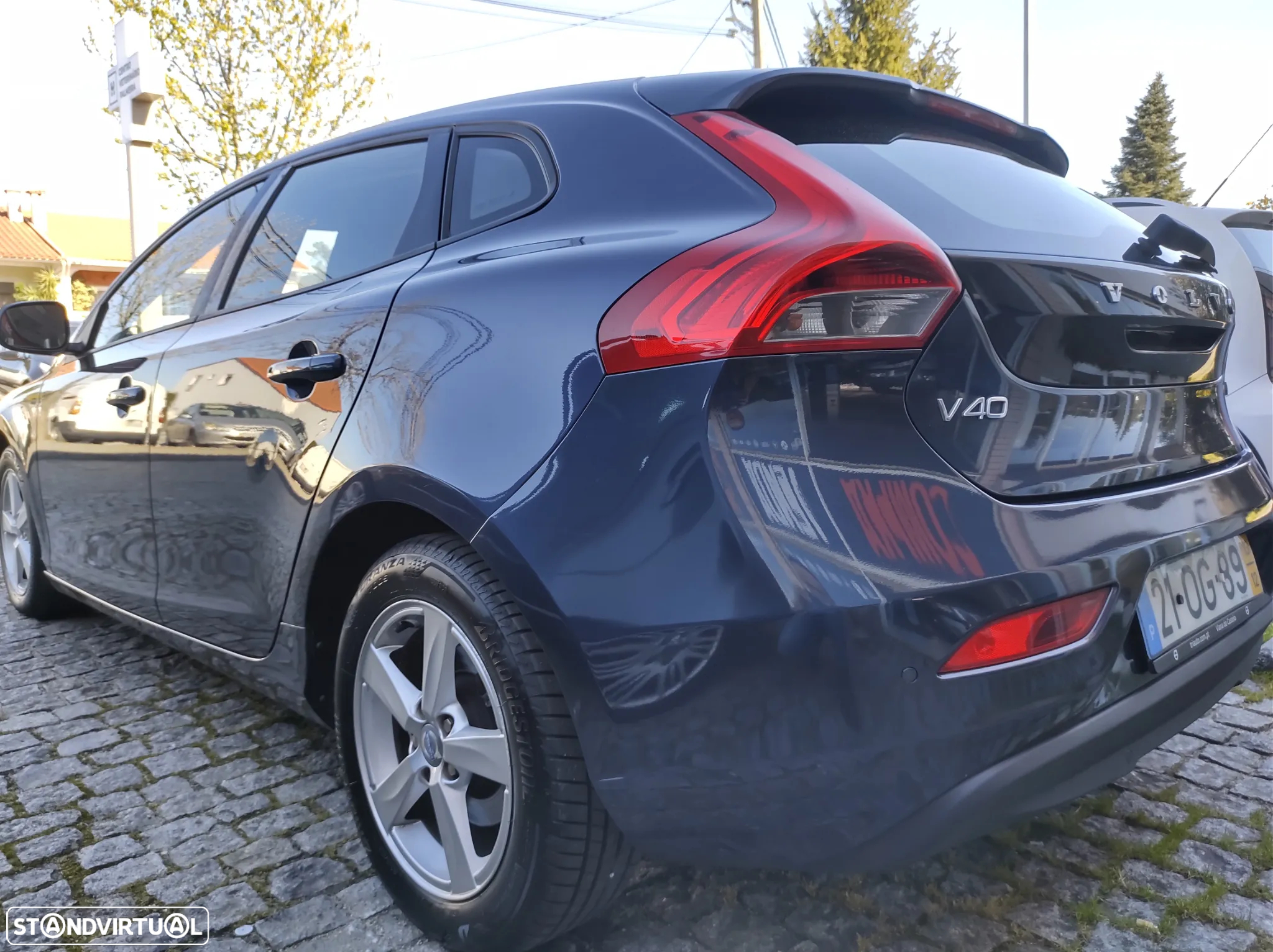 Volvo V40 1.6 D2 Eco Kinetic - 8