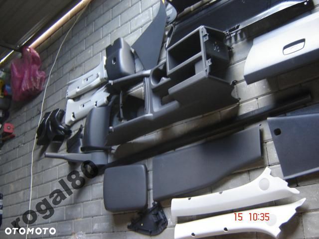 VW AMAROK PLASTKI WNĘTRZA RÓŻNE JAK NOWE - 2