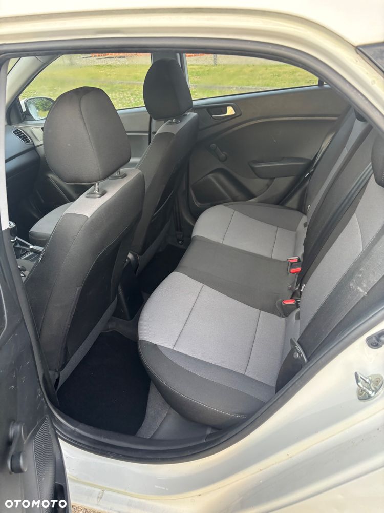 Hyundai i20 1.2 BlueDrive Classic - 18