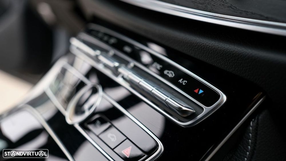 Mercedes-Benz E 220 d AMG Line 7L - 20