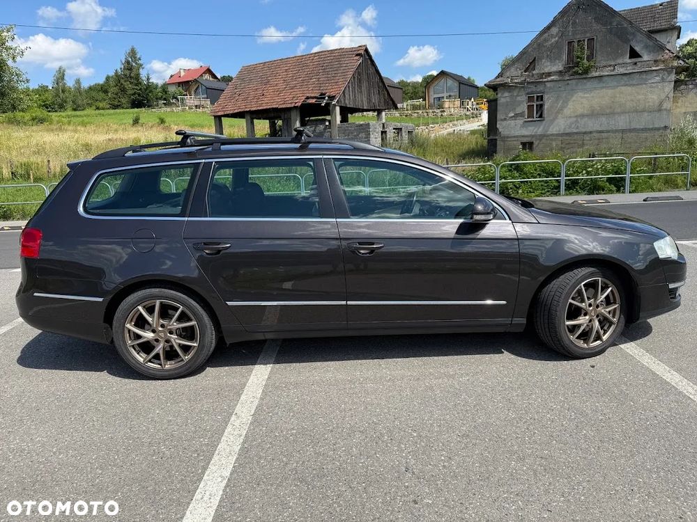 Volkswagen Passat 2.0 Blue TDI SCR Comfortline - 5