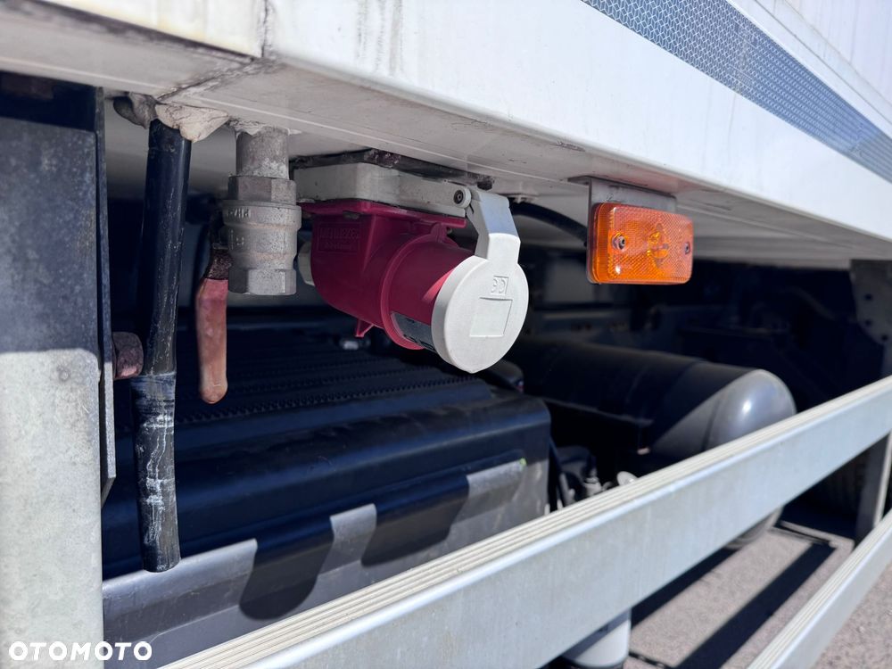 Renault D26 320 (160) - 28