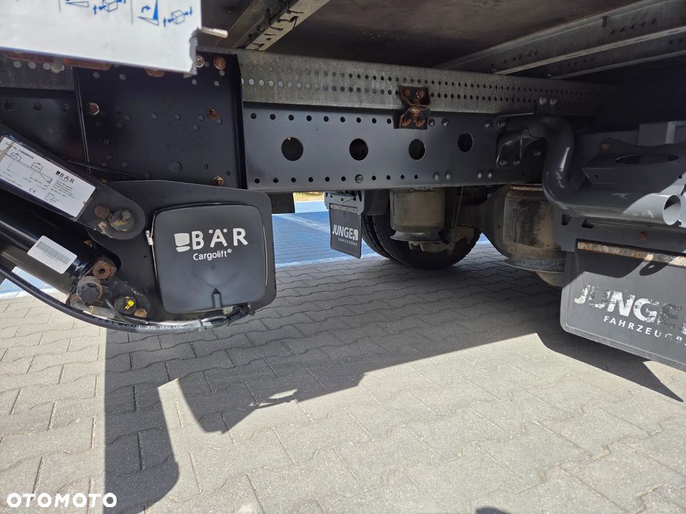 Mercedes-Benz Atego 821 - 12