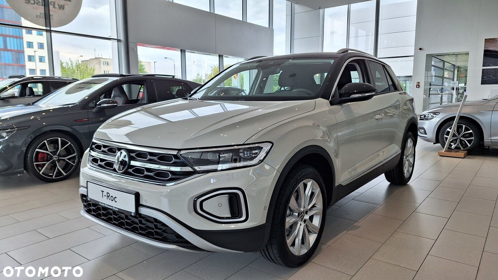 Volkswagen T-Roc - 3