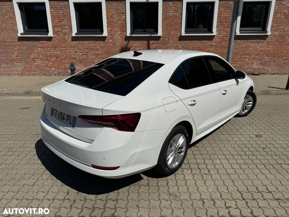 SKODA Octavia 2021 — imagine 3