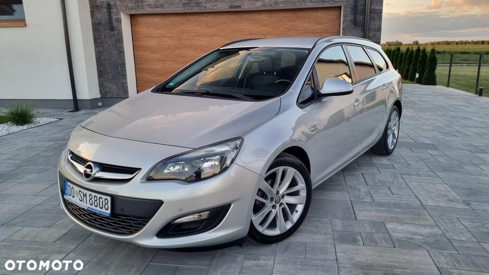 Opel Astra 1.4 T Cosmo - 31