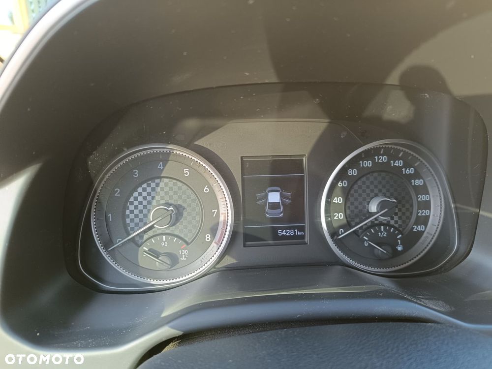 Hyundai Elantra 1.6 Comfort - 20