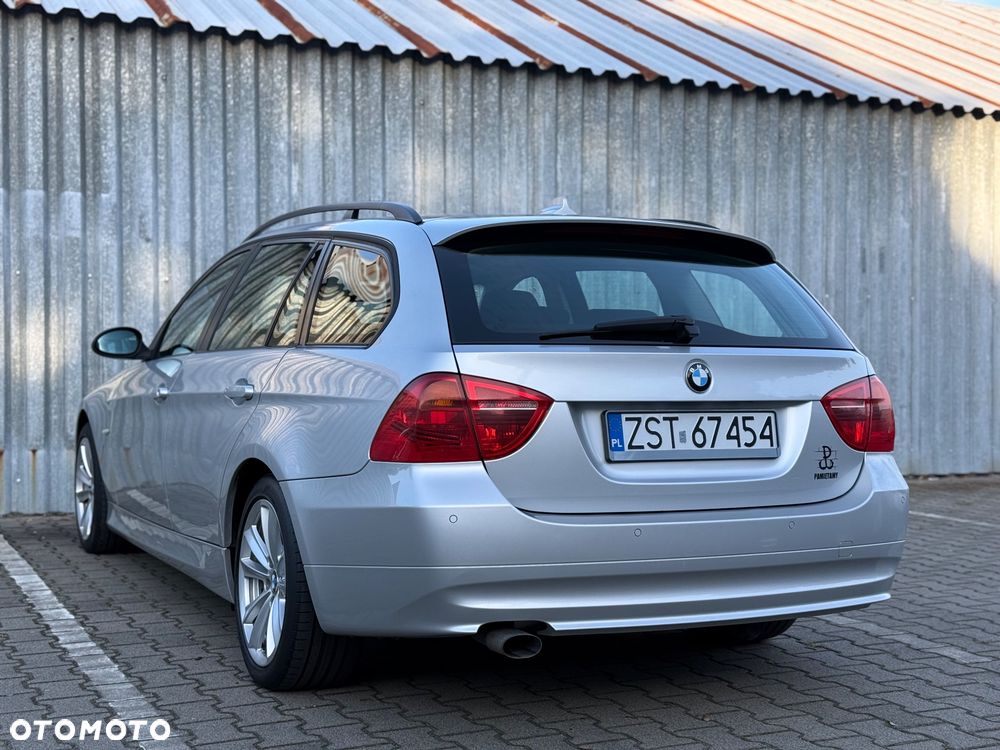 BMW Seria 3 320d - 15