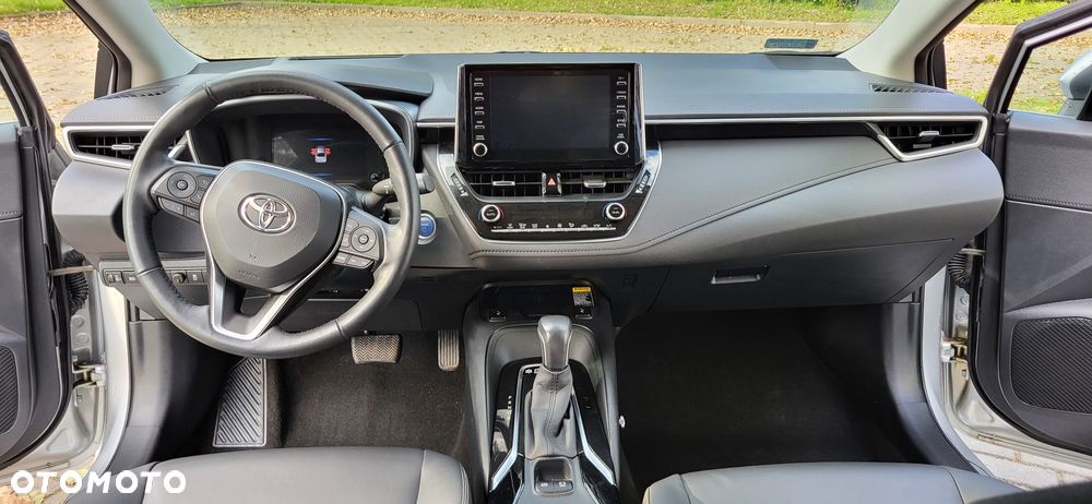 Toyota Corolla 1.8 Hybrid Executive - 9