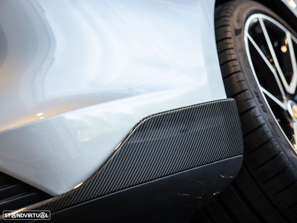 Porsche Taycan Sport Turismo Turbo - 19