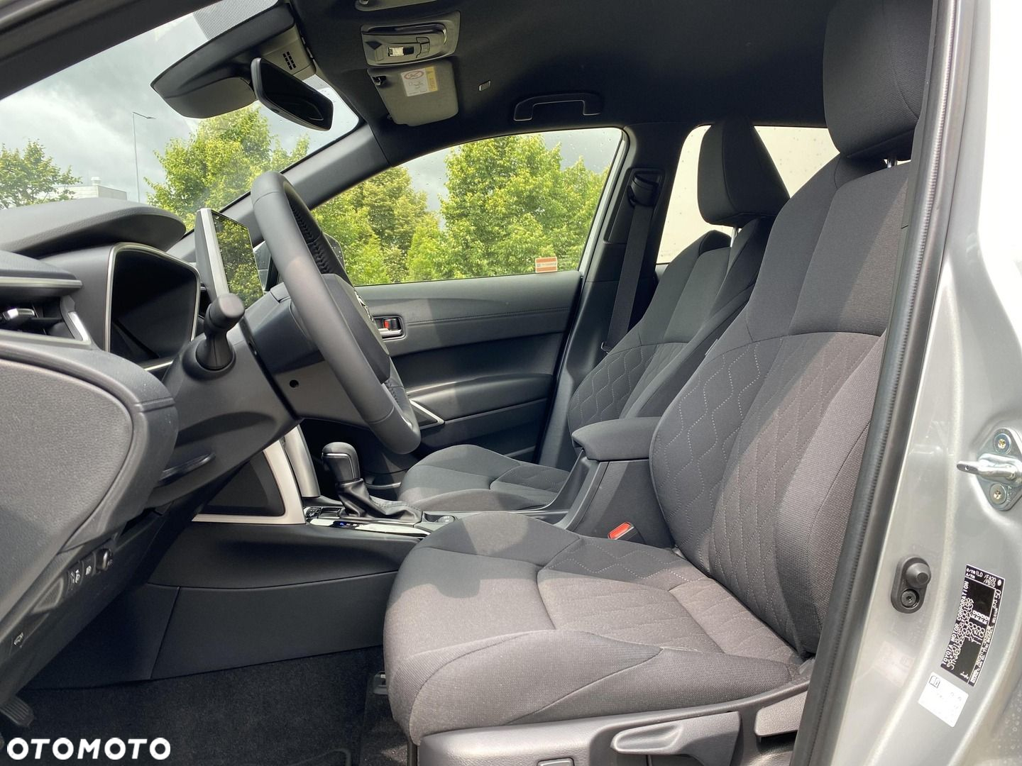 Toyota Corolla Cross - 13