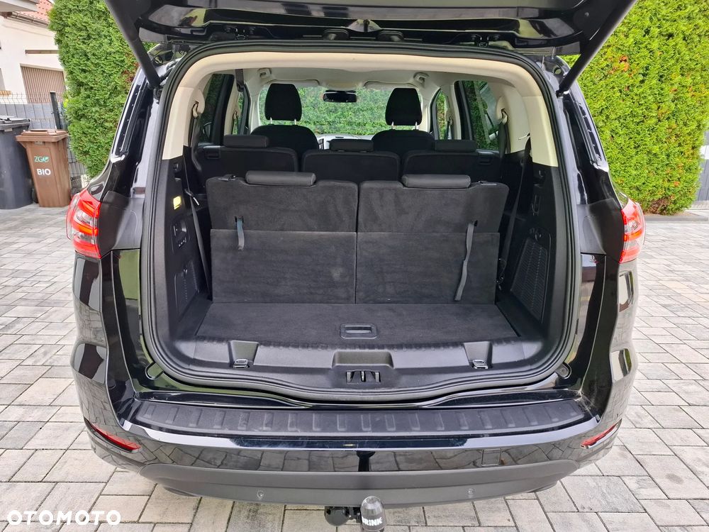 Ford S-Max - 22