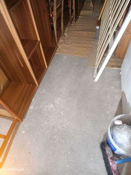 Garagem térrea para automóvel - Grande imagem: 5/8