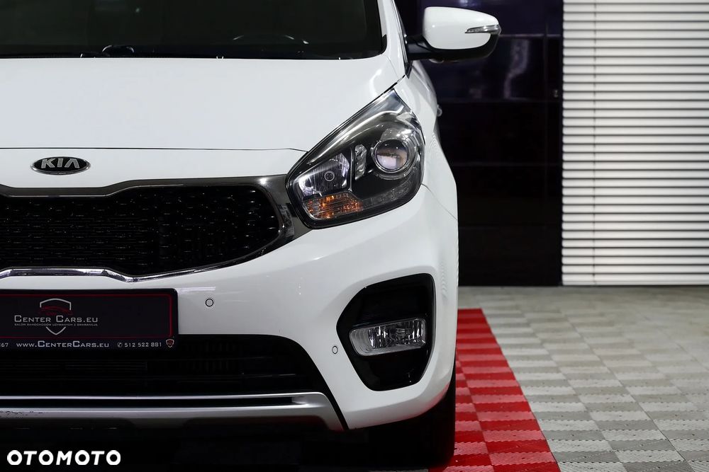 Kia Carens 1.7 CRDi M - 33