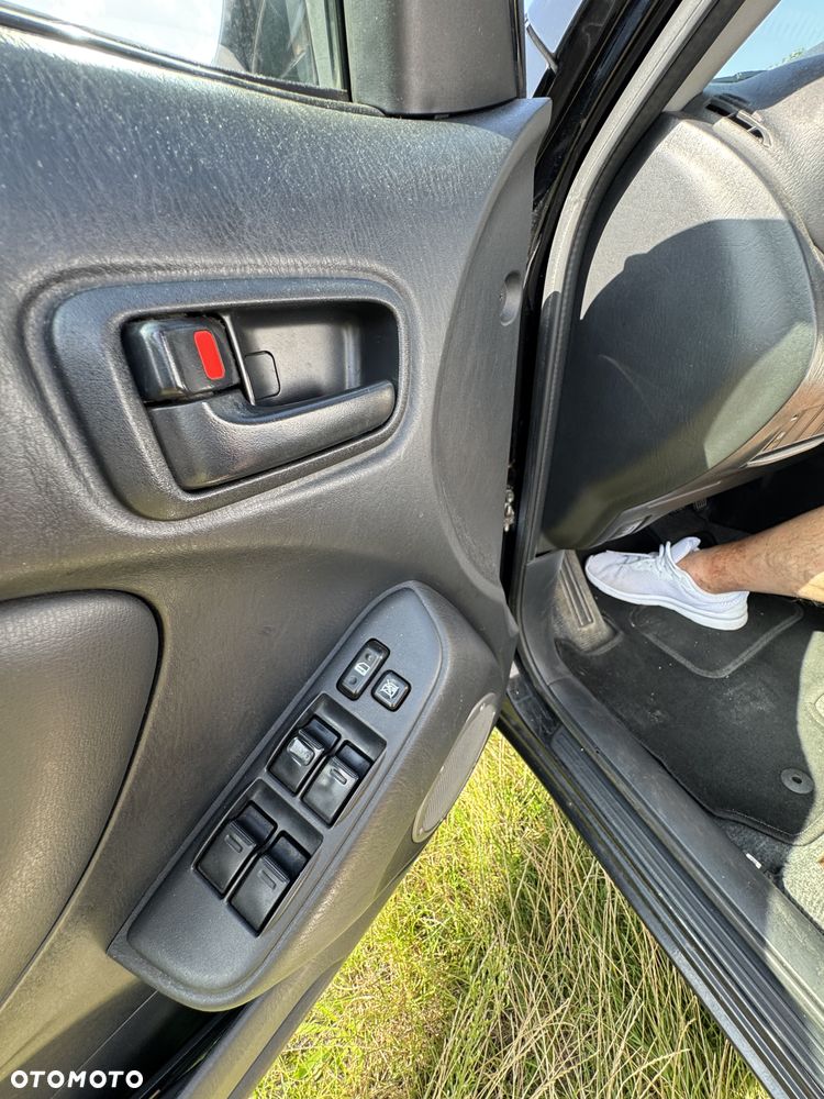 Toyota RAV4 - 8