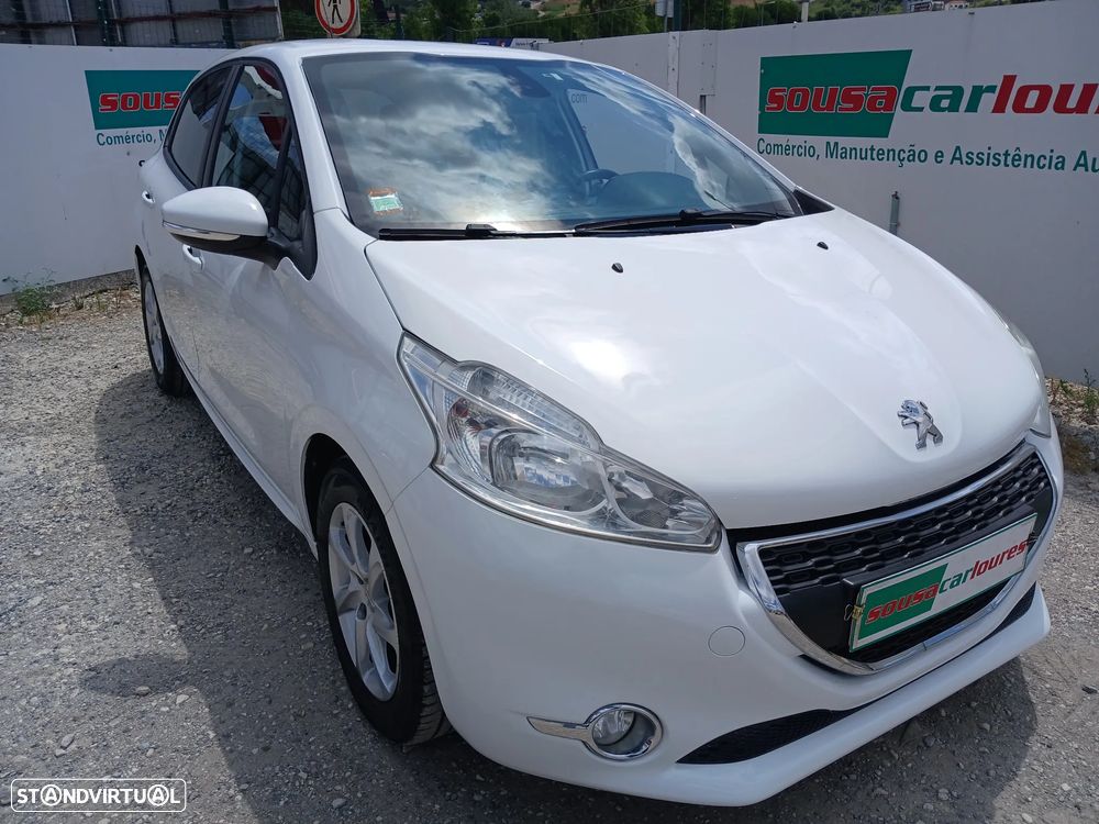 Peugeot 208 1.2 VTi Active - 4