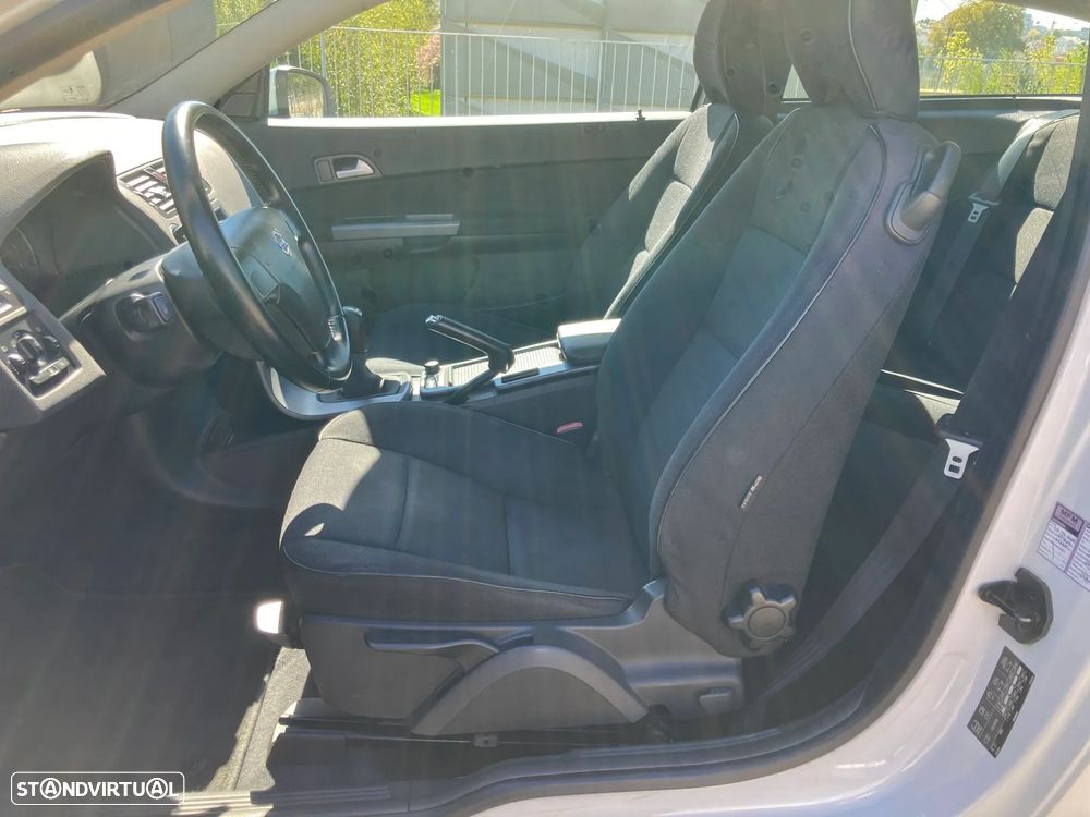 Volvo C30 D2 - 8