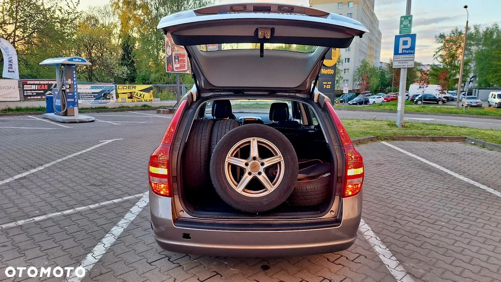 Kia Ceed 1.4 CVVT LX Basis - 12