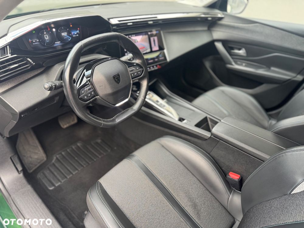 Peugeot 308 1.2 PureTech Allure S&S EAT8 - 8