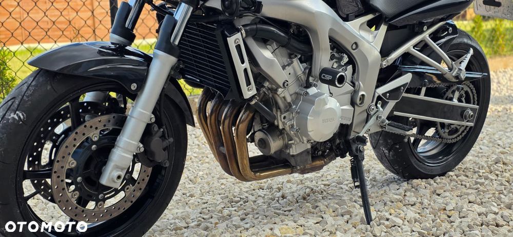 Yamaha FZ6 - 20