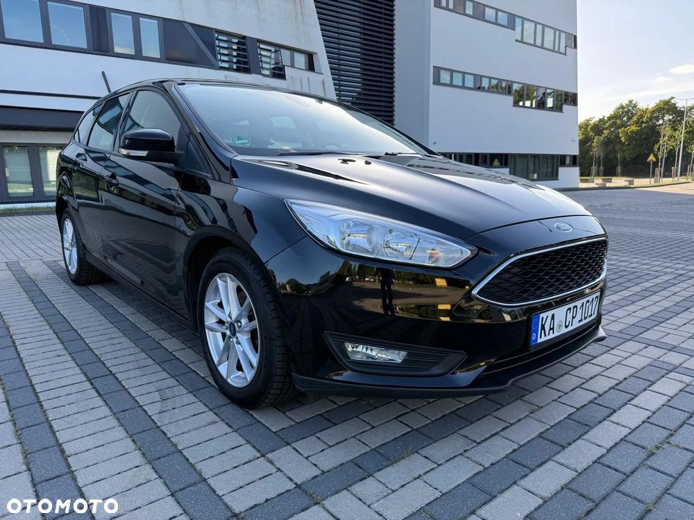 Ford Focus 1.0 EcoBoost Active Business - 4