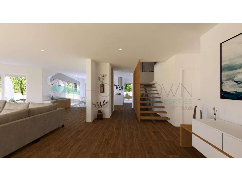 Moradia de Luxo V4 em Renovação - Localização Privilegiada em Vilam... - Grande imagem: 3/25