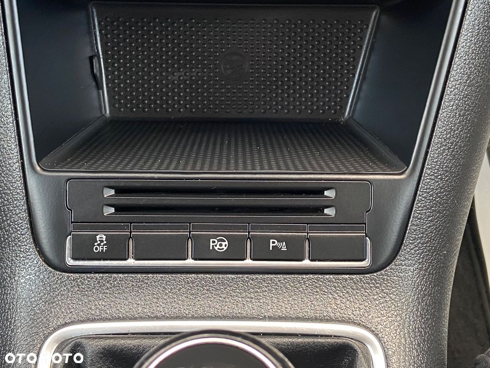 Volkswagen Golf Plus 2.0 TDI DPF Highline - 15