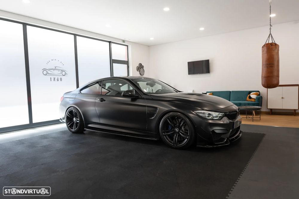 BMW M4 DKG Competition - 3