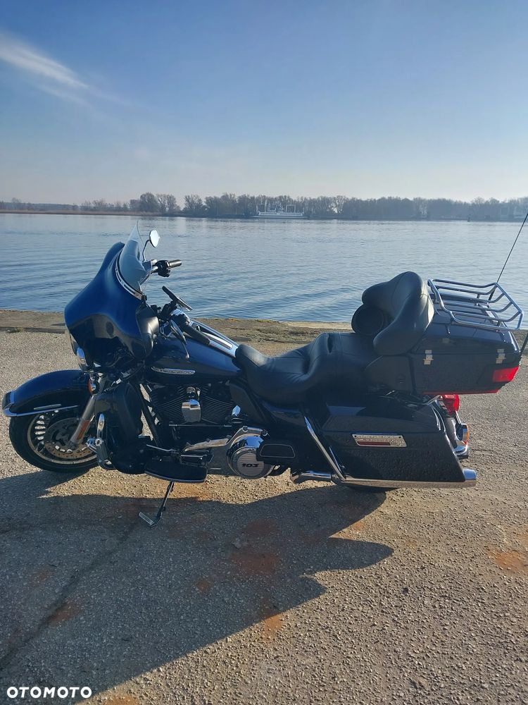 Harley-Davidson FLHT Electra Glide Standard - 4