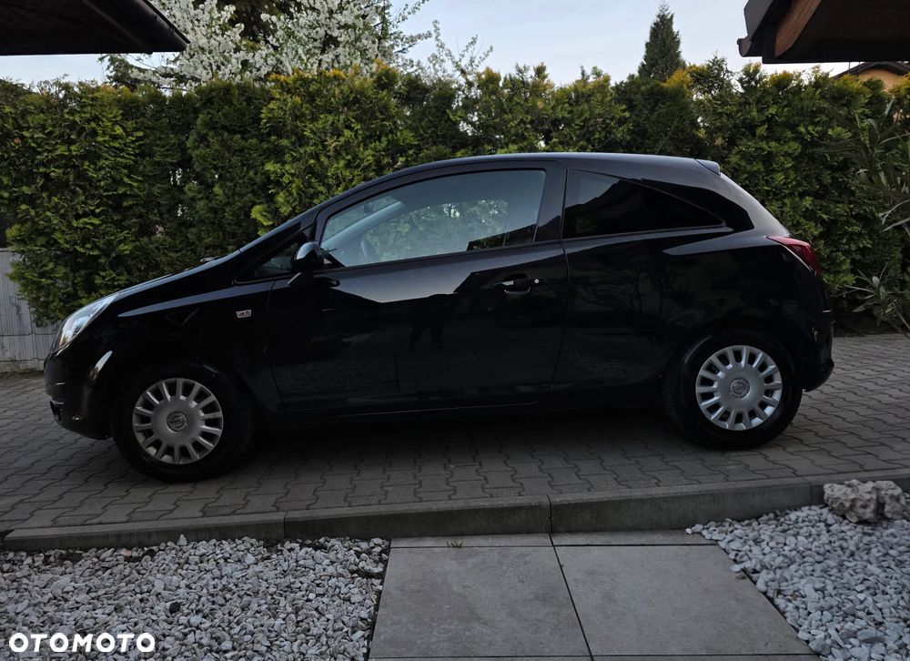 Opel Corsa 1.4 16V Color Edition - 4